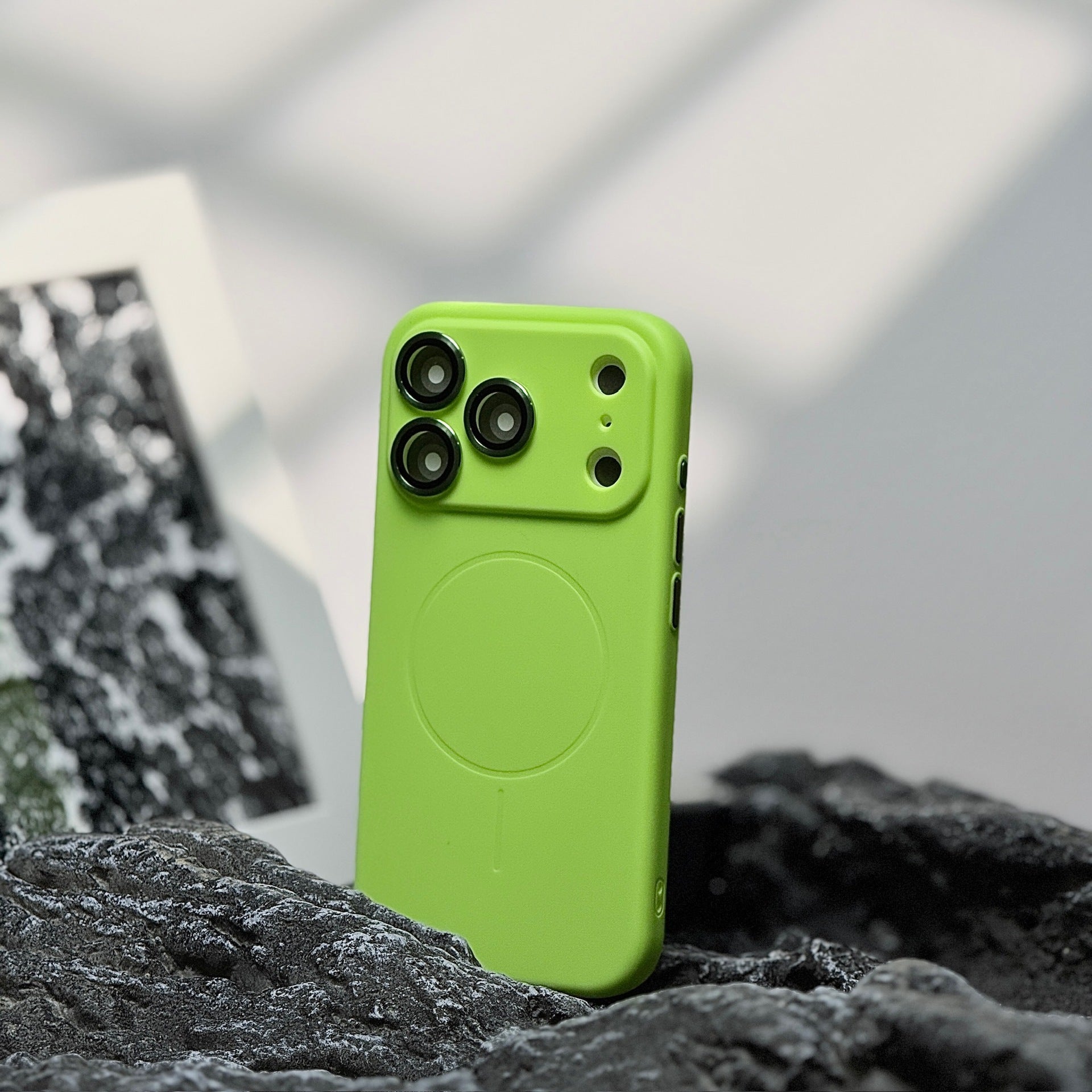 Slim Magnetic Silicone iPhone 17 Case with Lens Protection