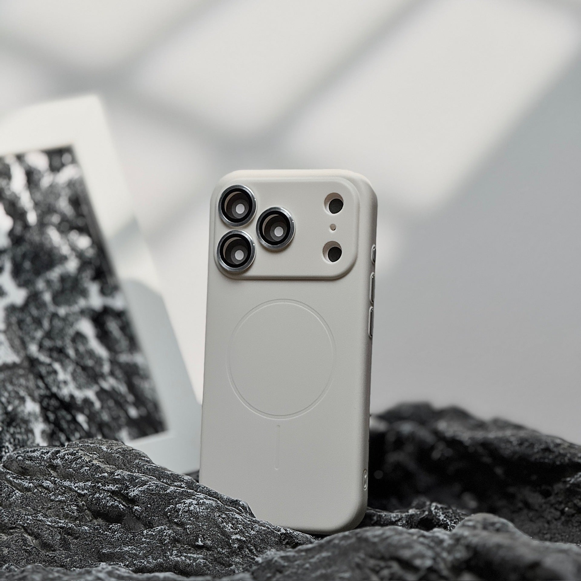 Slim Magnetic Silicone iPhone 17 Case with Lens Protection