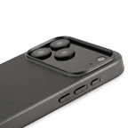 iPhone 17 Series: Carbon Defence Case / Cover