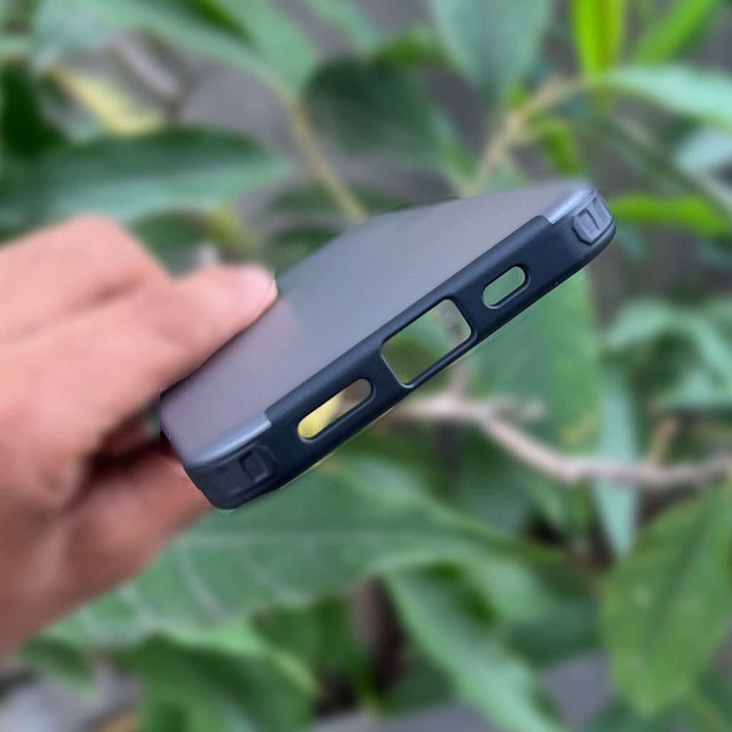 iPhone 15 Cover - Ice Crystals Frosted Matte Protective Case