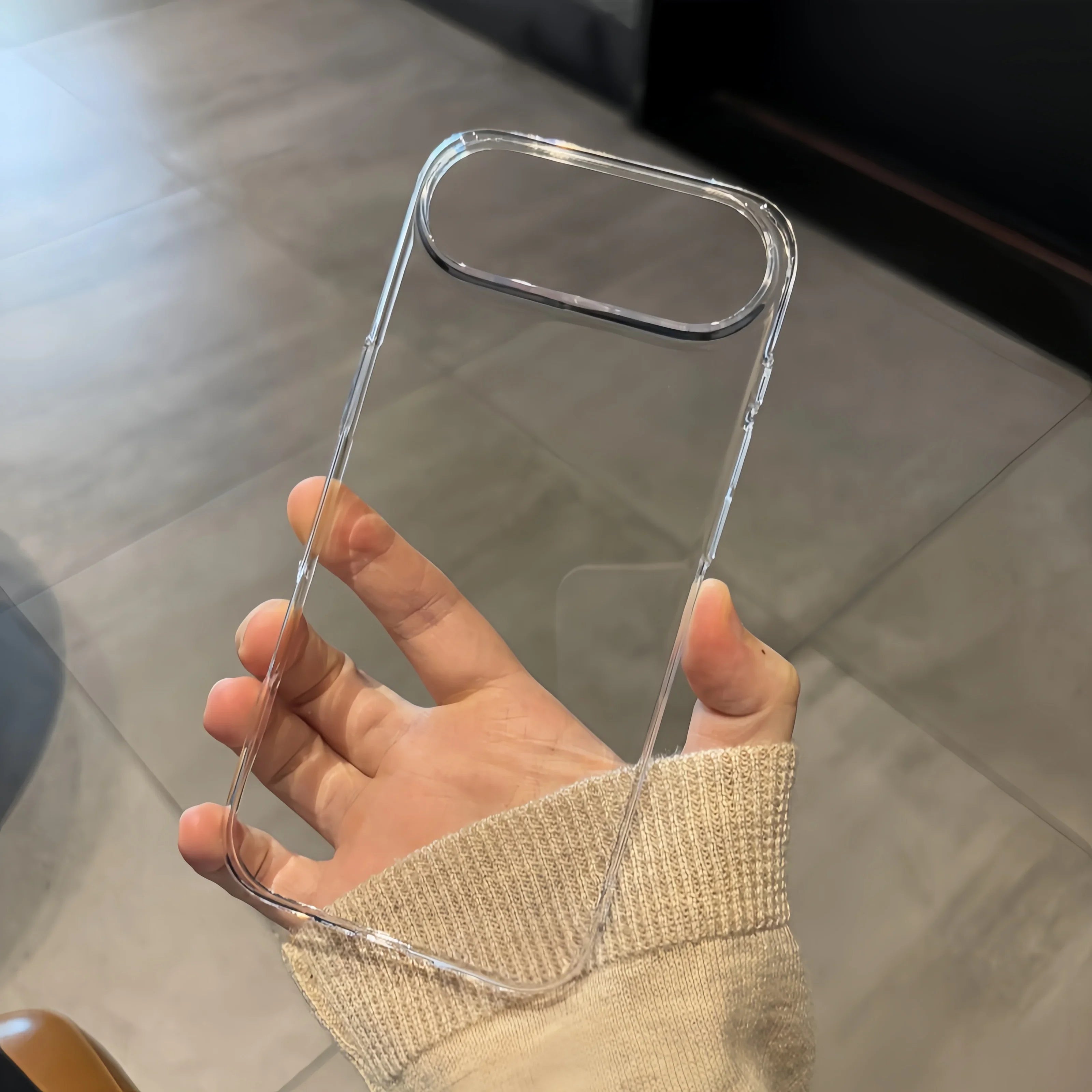 iPhone 17 Series: Crystal Clear Anti Yellow Case